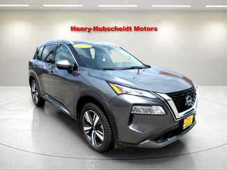 Used 2023 Nissan Rogue SL image 1