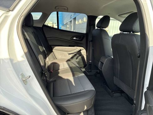 Certified 2024 Chevrolet Trax LT w/ Driver Confidence Package image 26