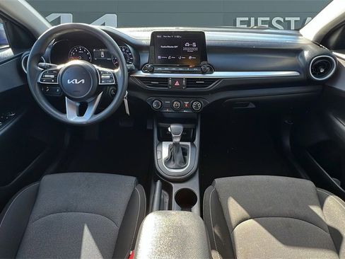 Used 2023 Kia Forte LXS w/ LXS Technology Package image 6