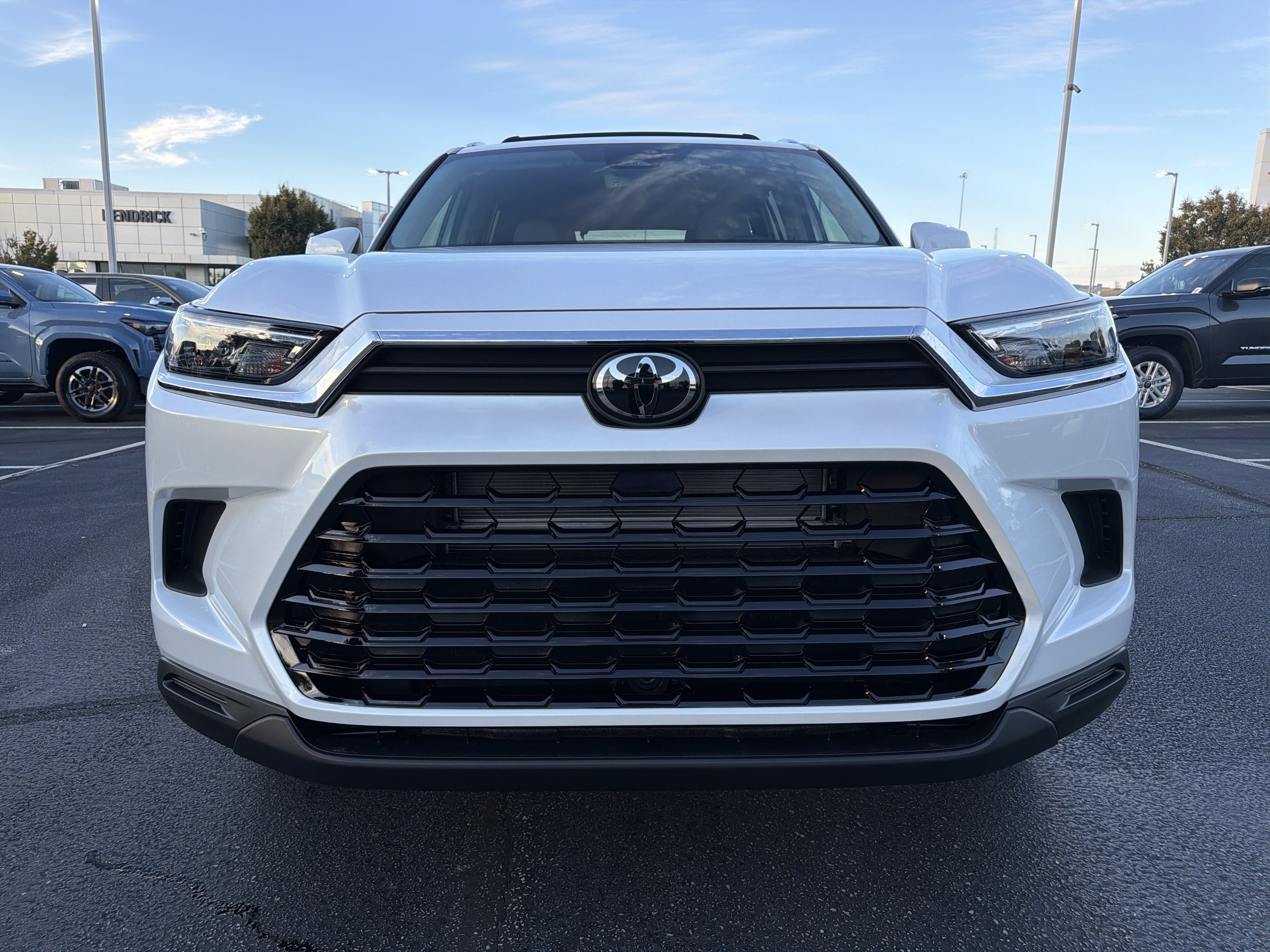 New 2026 Toyota Grand Highlander XLE FWD image 5