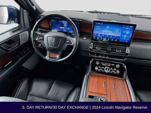 Used 2024 Lincoln Navigator Reserve AWD/4WD image 30