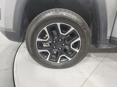 Used 2019 Jeep Compass Trailhawk w/ Cold Weather Group image 27