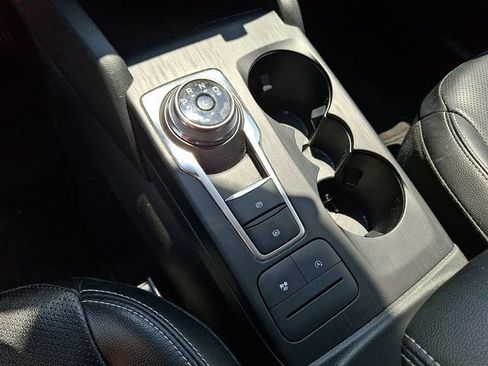 Certified 2022 Ford Escape SEL AWD/4WD image 22