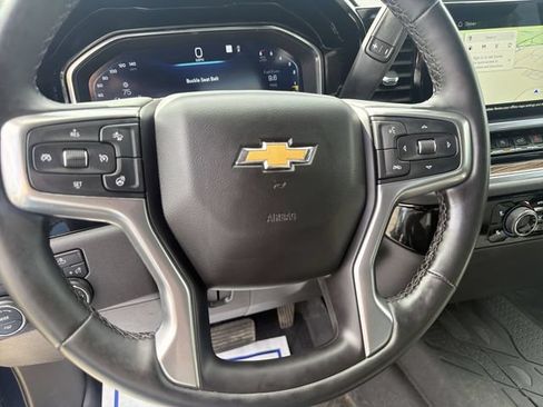 Used 2023 Chevrolet Silverado 1500 LT AWD/4WD image 11