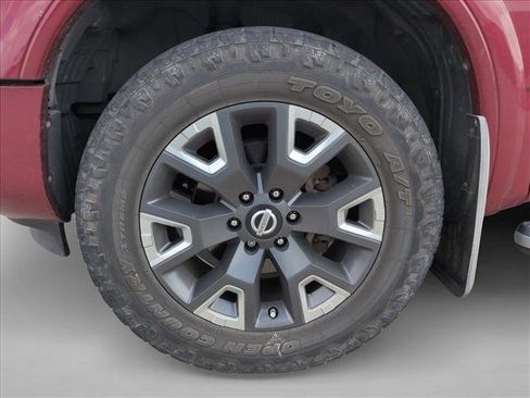 Used 2021 Nissan Titan Platinum Reserve w/ Moonroof Package image 14