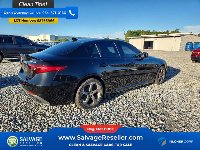 Used 2017 Alfa Romeo Giulia RWD image 4