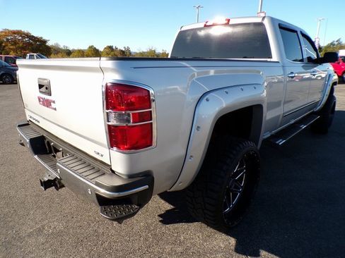 Used 2015 GMC Sierra 2500 SLT w/ Driver Alert Package image 4