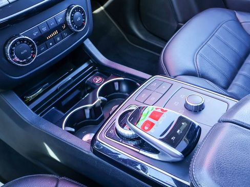 Used 2018 Mercedes-Benz GLS 450 4MATIC image 17