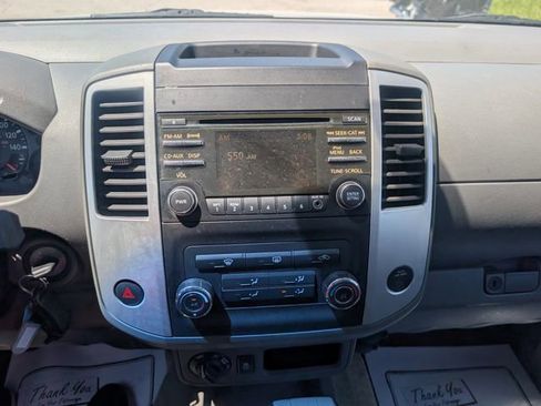 Used 2013 Nissan Frontier SV AWD/4WD image 11