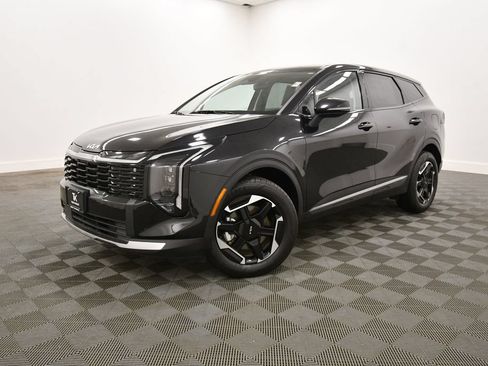 Certified 2026 Kia Sportage S AWD/4WD image 2