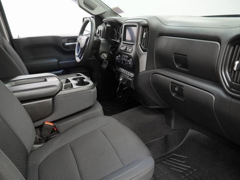 Used 2020 Chevrolet Silverado 1500 Custom w/ Custom Value Package image 47