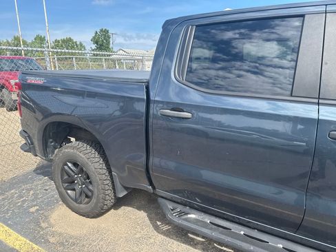 Used 2020 Chevrolet Silverado 1500 Custom Trail Boss w/ Custom Convenience Package AWD/4WD image 7