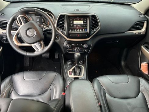 Used 2017 Jeep Cherokee High Altitude image 7