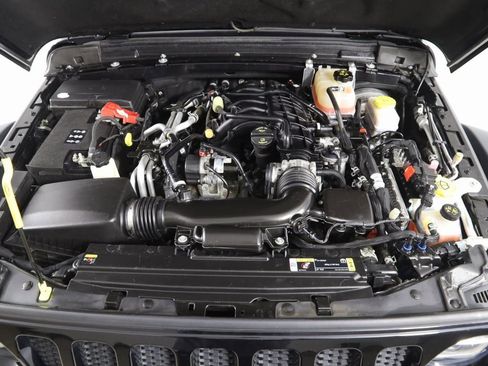 Used 2022 Jeep Wrangler Unlimited Sport image 44