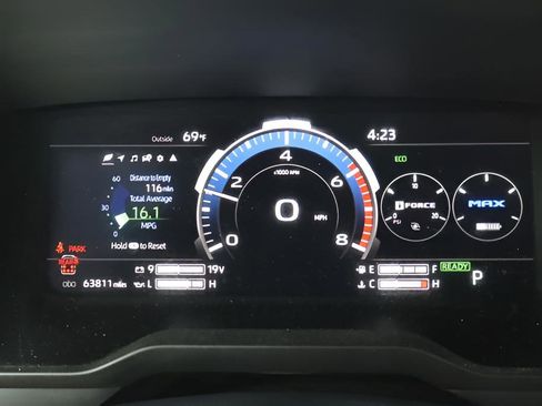 Used 2023 Toyota Sequoia TRD Pro AWD/4WD image 17