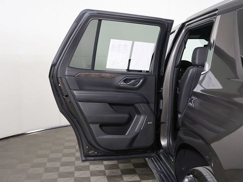 Used 2021 Chevrolet Tahoe LT AWD/4WD image 20