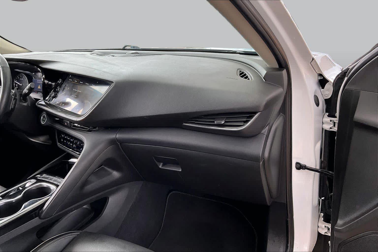 Certified 2023 Buick Envision Essence FWD image 18