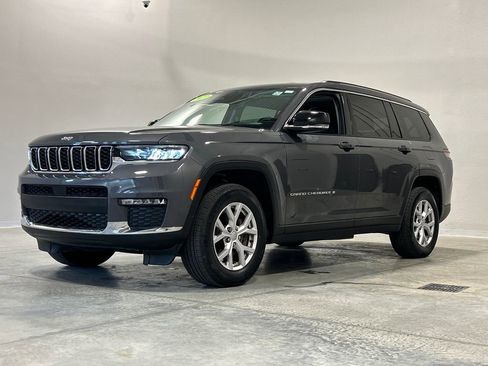 Used 2022 Jeep Grand Cherokee L Limited w/ Trailer Tow Group (B) image 2