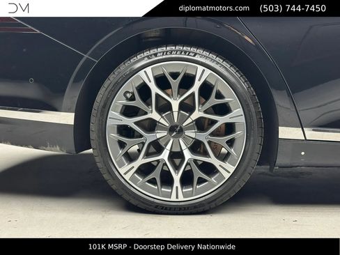 Used 2025 Genesis G90 3.5T image 38