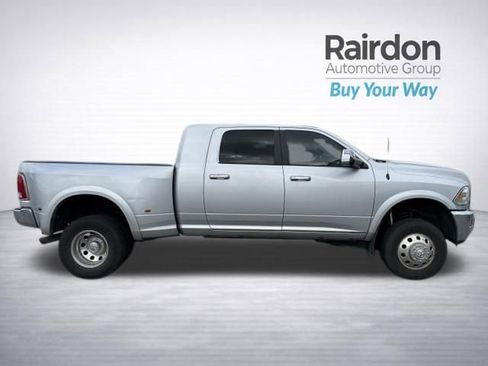 Used 2015 RAM 3500 Laramie w/ Convenience Group AWD/4WD image 8