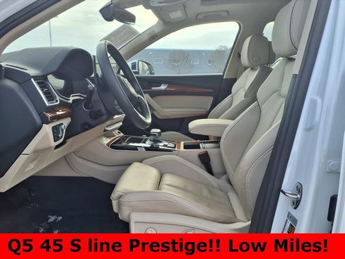 Used 2023 Audi Q5 2.0T Prestige w/ Prestige Package image 12