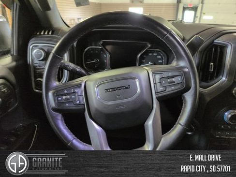 Used 2020 GMC Sierra 1500 Denali w/ Denali Ultimate Package AWD/4WD image 15