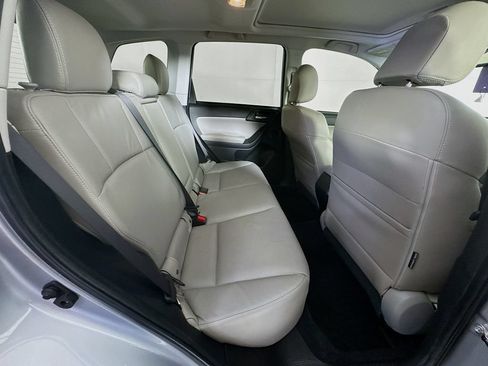 Used 2015 Subaru Forester 2.5i Limited AWD/4WD image 35