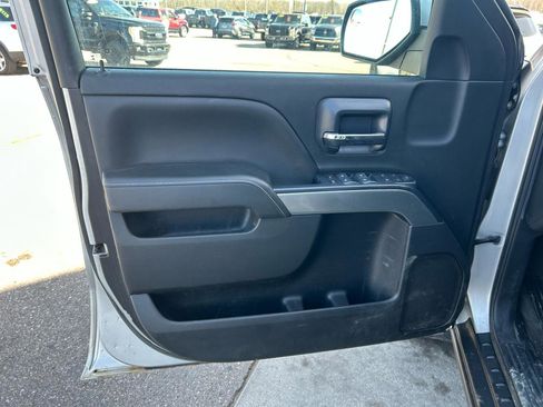 Used 2019 Chevrolet Silverado 1500 LT image 14