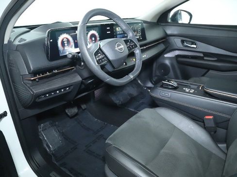 Certified 2024 Nissan Ariya AWD image 20