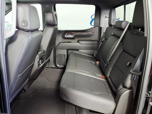 New 2026 GMC Sierra 1500 SLT image 20