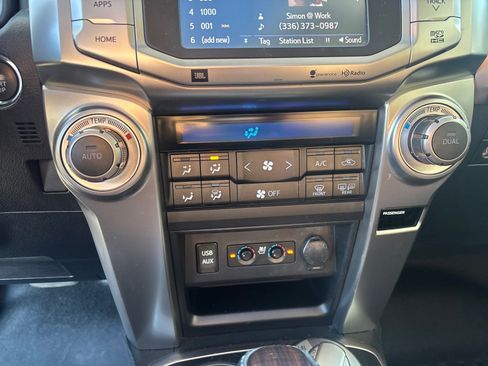 Used 2016 Toyota 4Runner Limited image 24