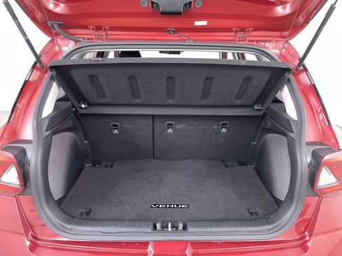 Used 2022 Hyundai Venue SE image 20