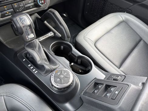 Used 2024 Ford Bronco Big Bend image 26