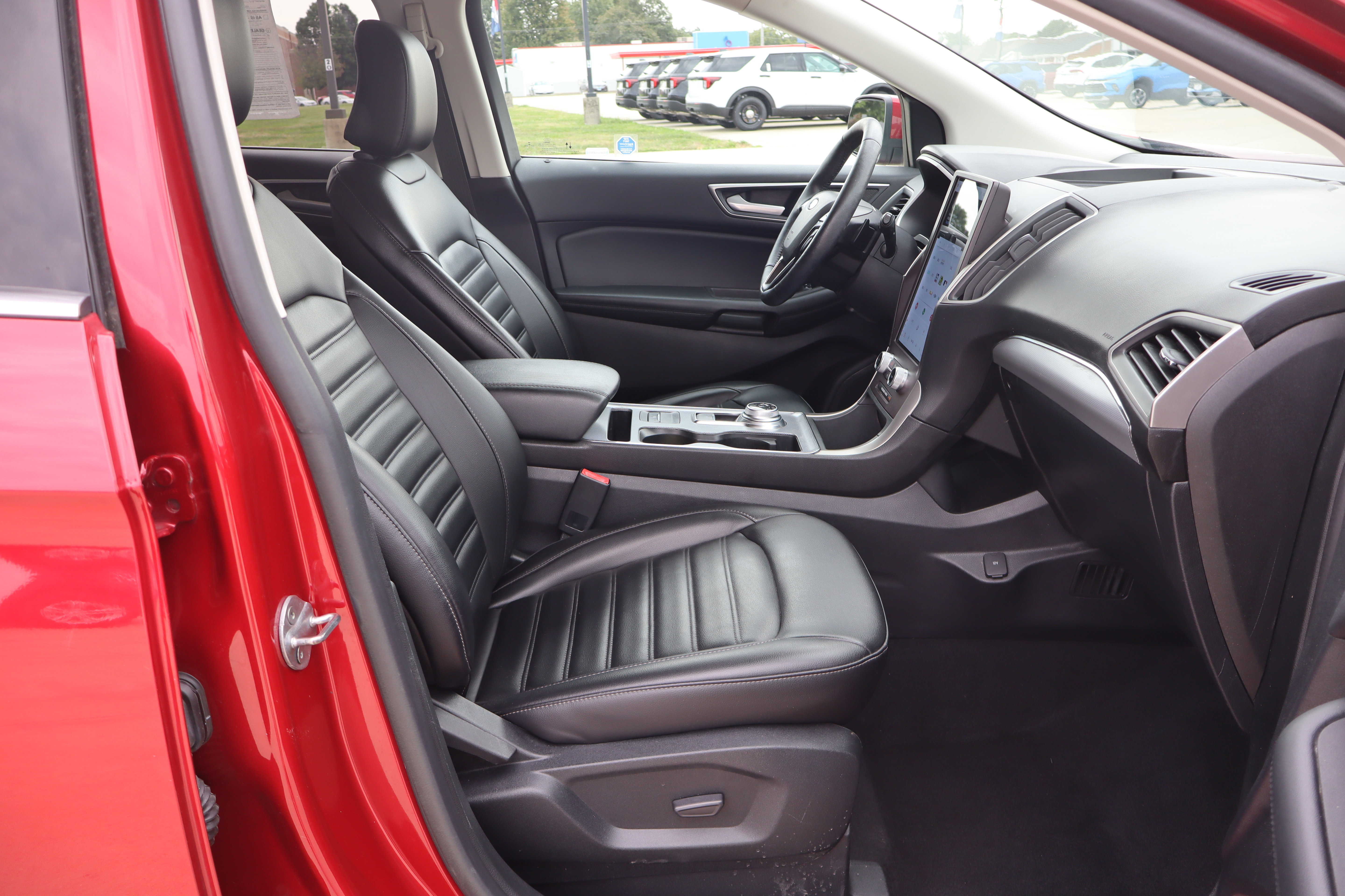 Used 2021 Ford Edge SEL w/ Convenience Package AWD/4WD image 12