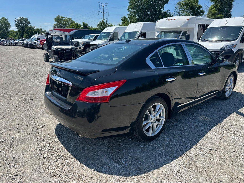 Used 2011 Nissan Maxima 3.5 SV w/ Monitor Pkg FWD image 3