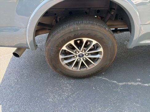 Used 2020 Ford F150 XLT w/ Equipment Group 302A Luxury AWD/4WD image 8