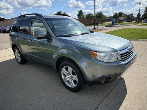 Used 2009 Subaru Forester 2.5X Limited AWD/4WD image 3