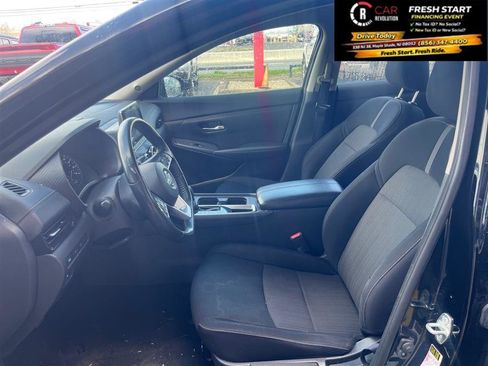 Used 2021 Nissan Sentra SV image 10