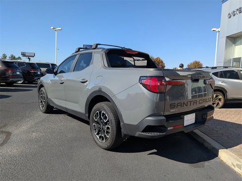 Used 2022 Hyundai Santa Cruz SEL Premium image 6