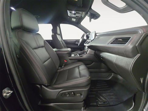 Used 2023 Chevrolet Tahoe RST image 15