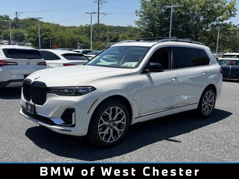 Used 2021 BMW X7 xDrive40i w/ Premium Package AWD/4WD image 1