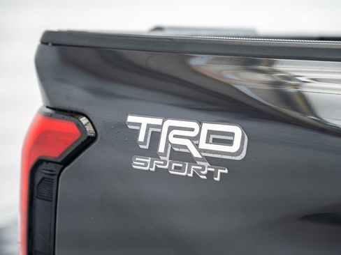 Certified 2025 Toyota Tacoma TRD Sport AWD/4WD image 20