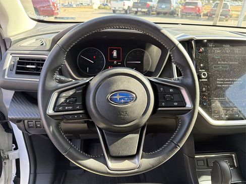 Used 2025 Subaru Ascent Premium w/ Premium Package image 25