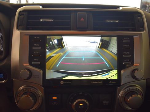 Used 2023 Toyota 4Runner SR5 Premium w/ Moonroof Package RWD image 43