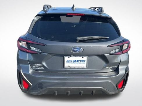 Used 2024 Subaru Crosstrek 2.0i Premium image 4