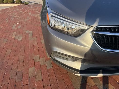 Used 2020 Buick Encore Preferred w/ Safety Package FWD image 21