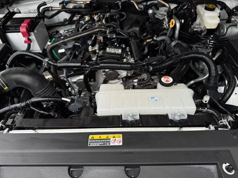 Used 2025 Toyota Tacoma SR5 RWD image 22