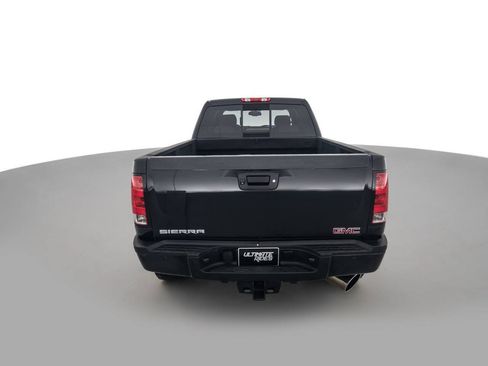 Used 2013 GMC Sierra 2500 Denali w/ Suspension Package, Off-Road AWD/4WD image 6