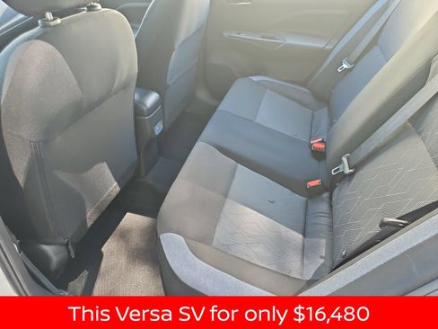Used 2025 Nissan Versa SV FWD image 33