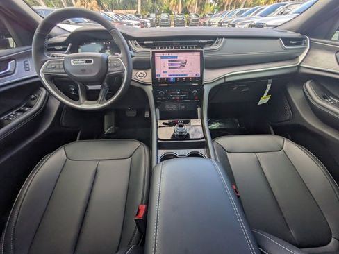 New 2025 Jeep Grand Cherokee L Limited w/ Black Appearance Package image 13